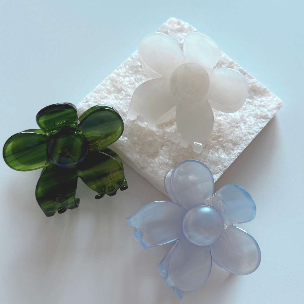 Hana Cellulose Acetate Flower Hair Claw Clips