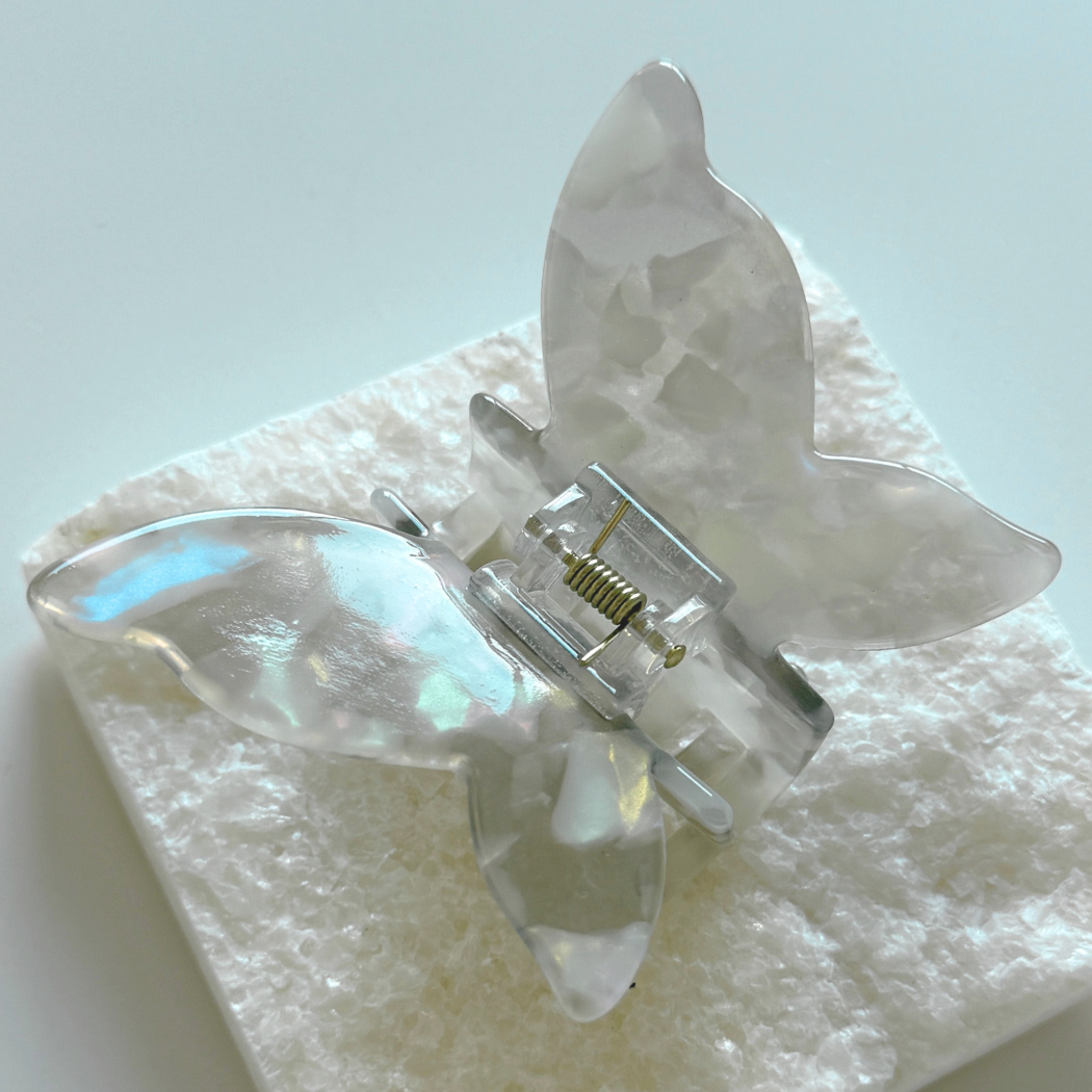 Yara Cellulose Acetate Butterfly Hair Claw Clips