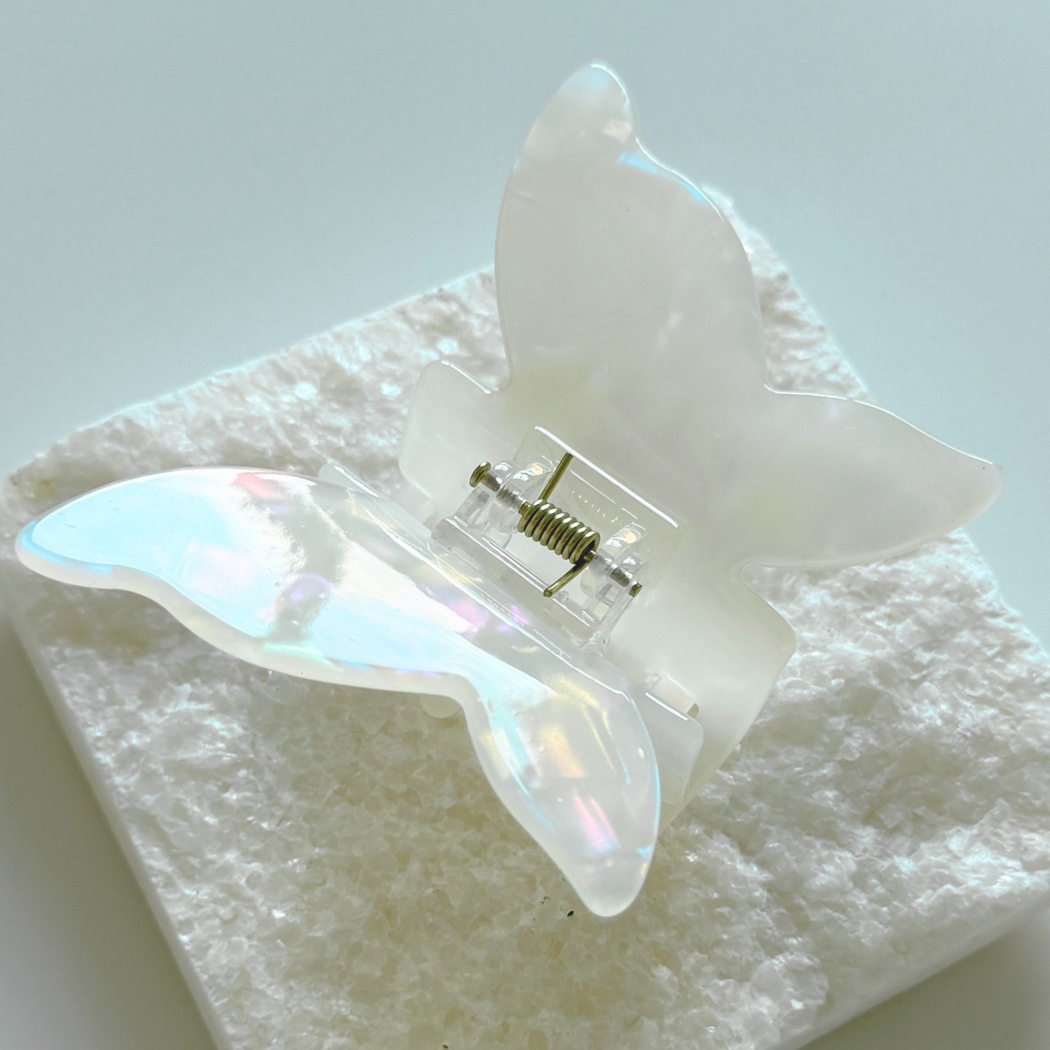Yara Cellulose Acetate Butterfly Hair Claw Clips