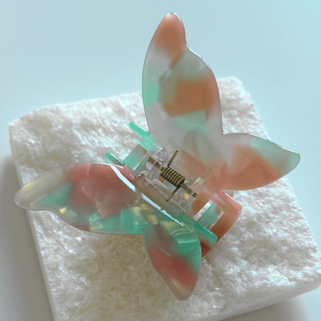 Yara Cellulose Acetate Butterfly Hair Claw Clips