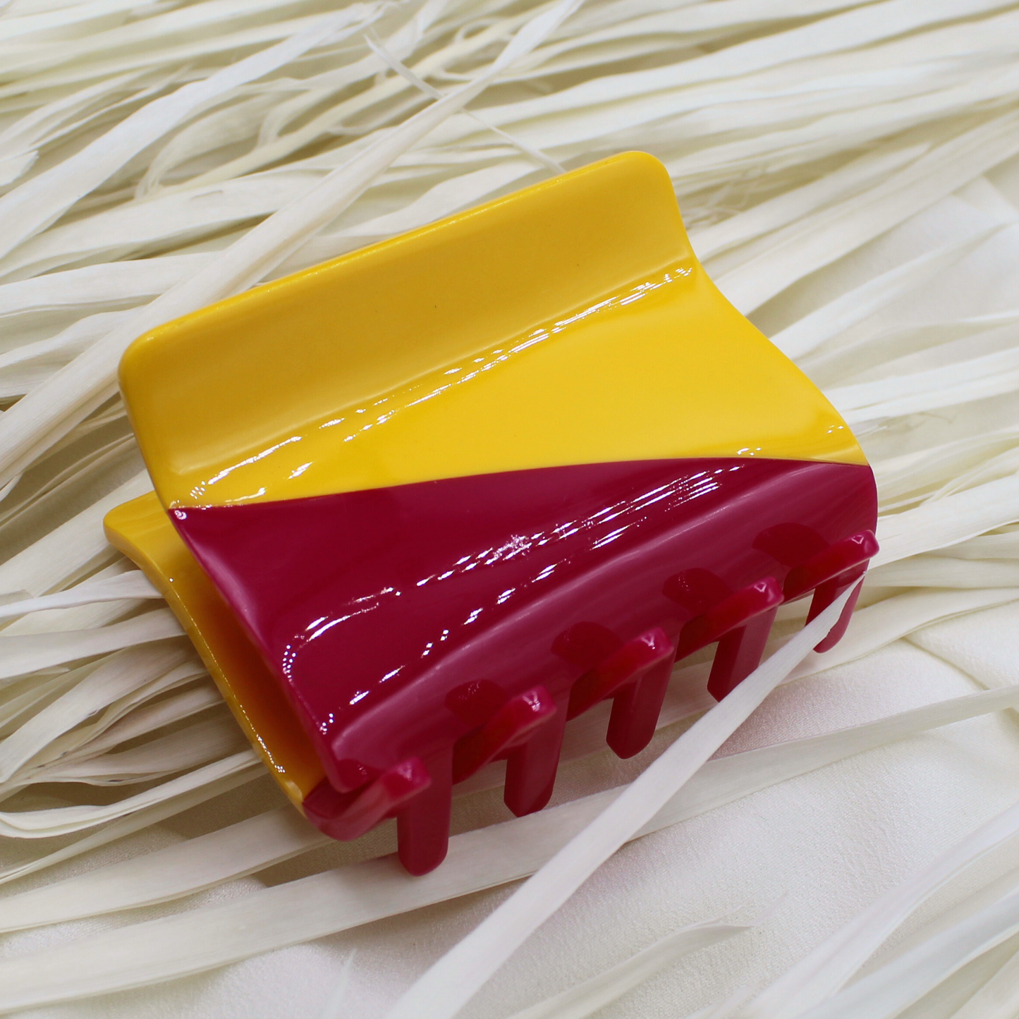 Chiyo Cellulose Acetate Hair Claw Clips