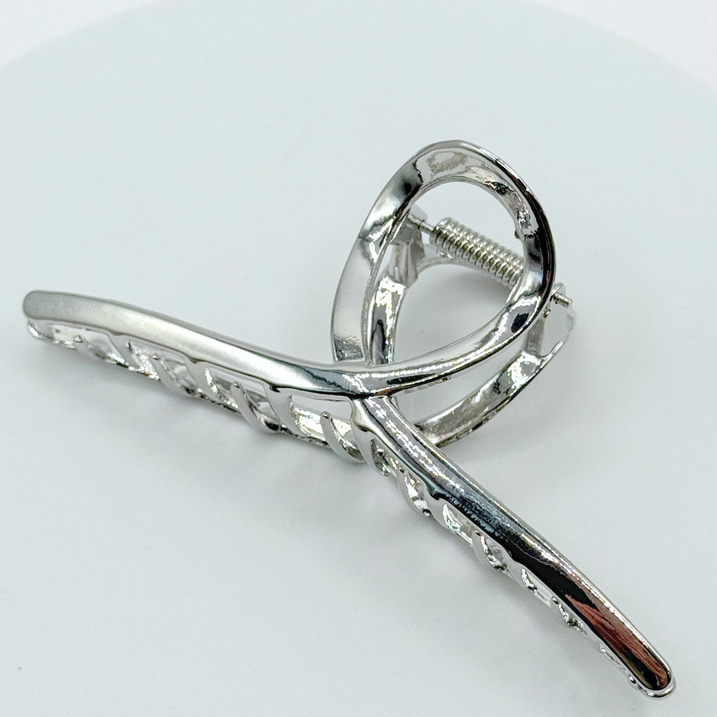 Keiko Metal Hair Claw Clips