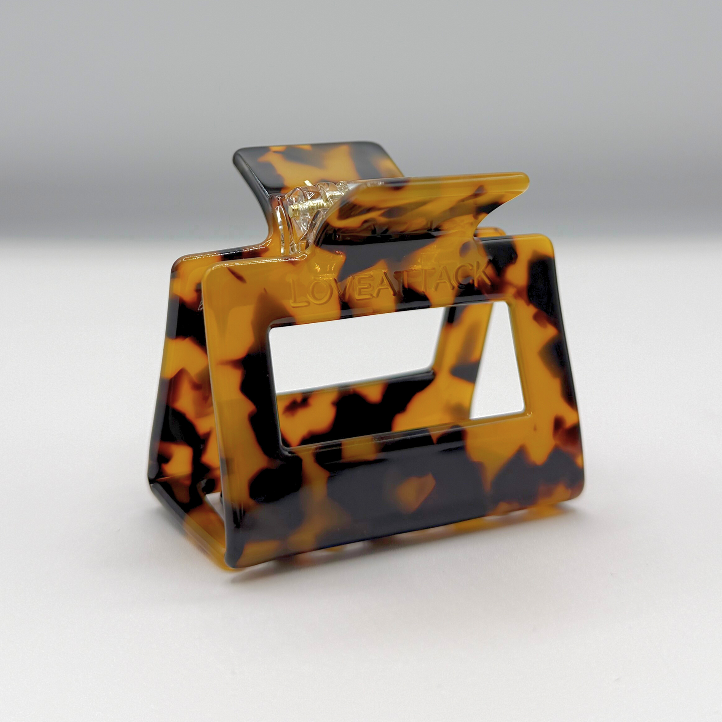 Raya Cellulose Acetate Hair Claw Clips