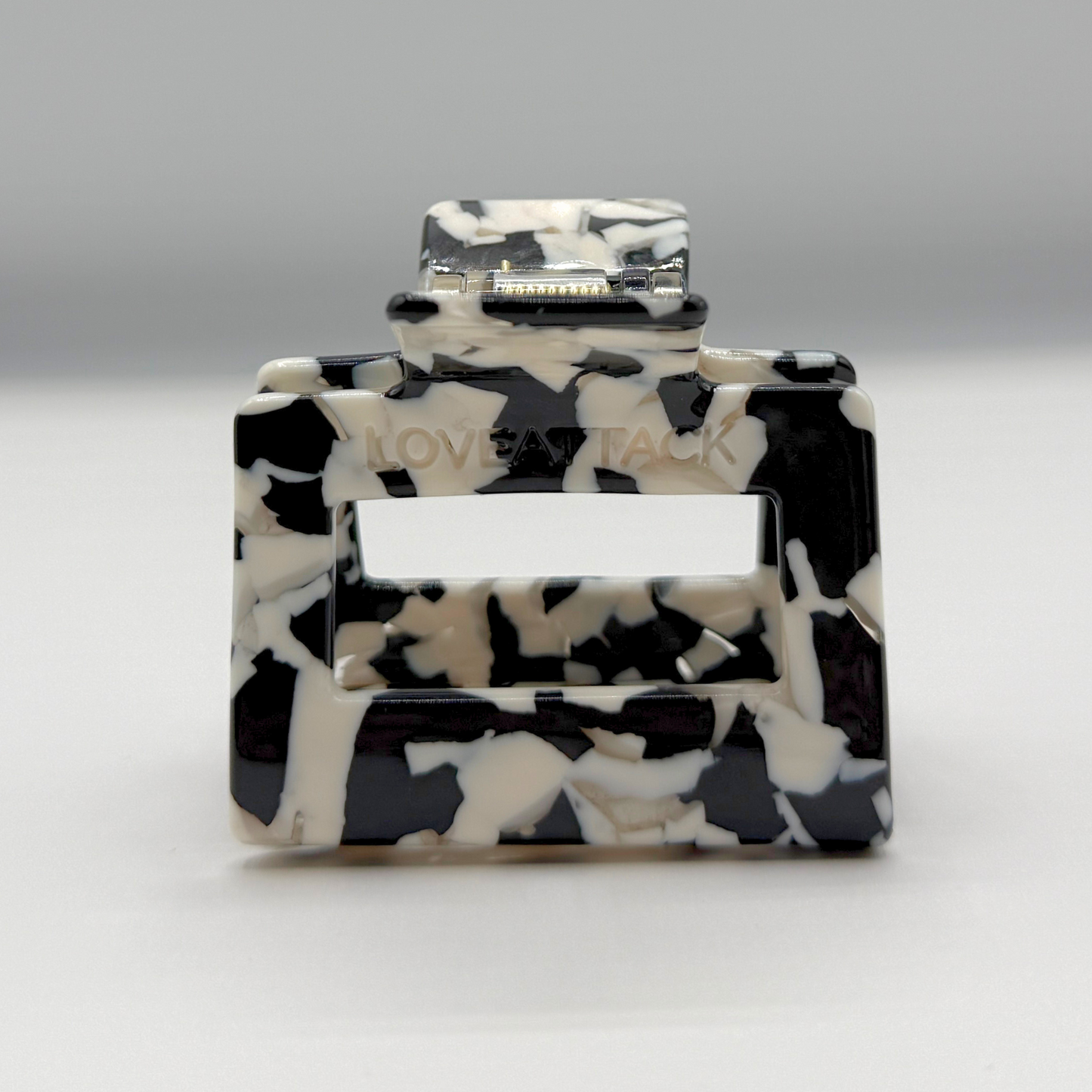 Raya Cellulose Acetate Hair Claw Clips