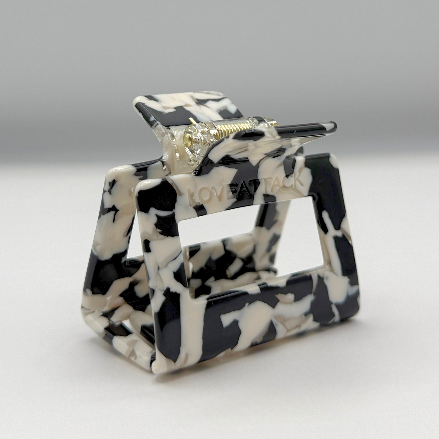 Raya Cellulose Acetate Hair Claw Clips