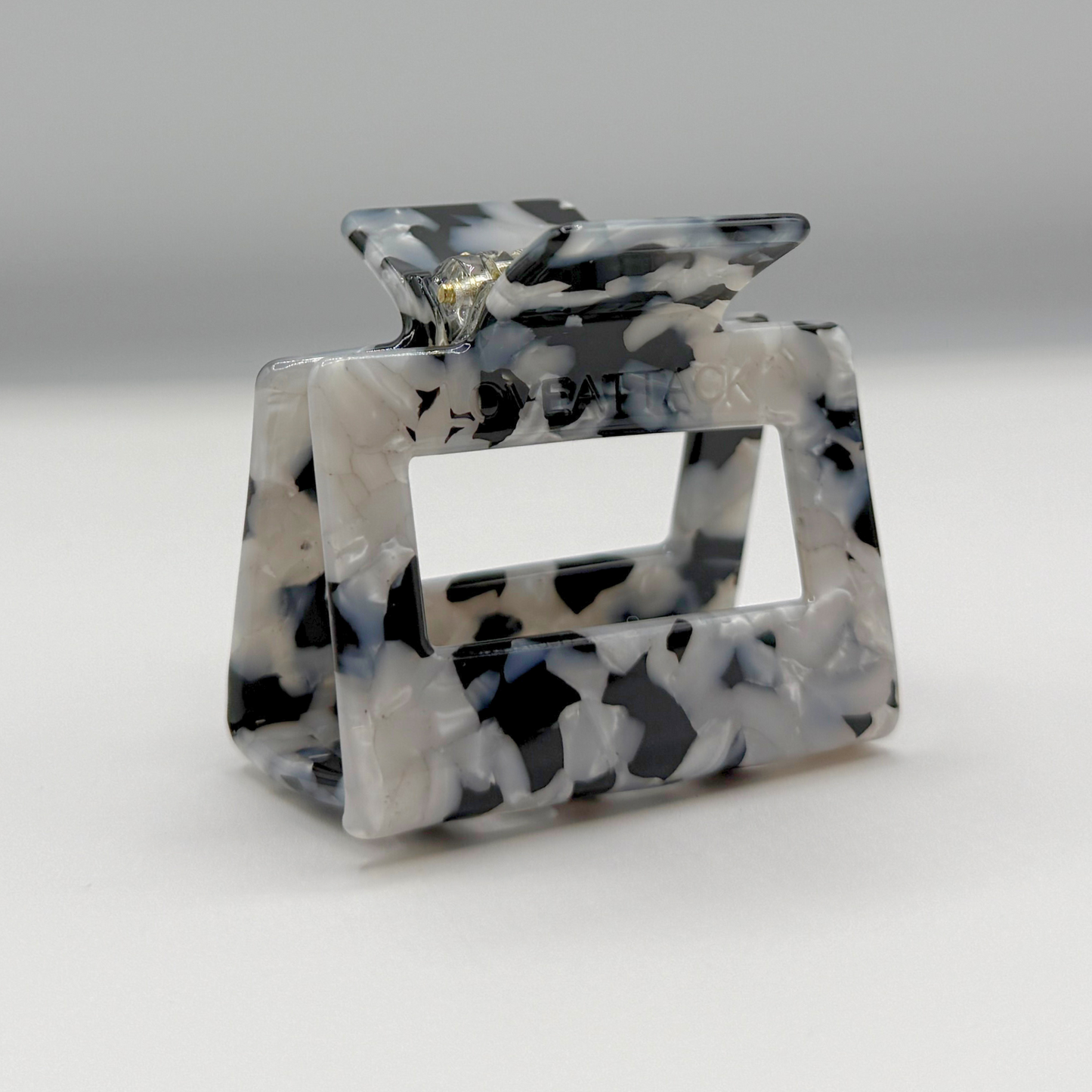 Raya Cellulose Acetate Hair Claw Clips