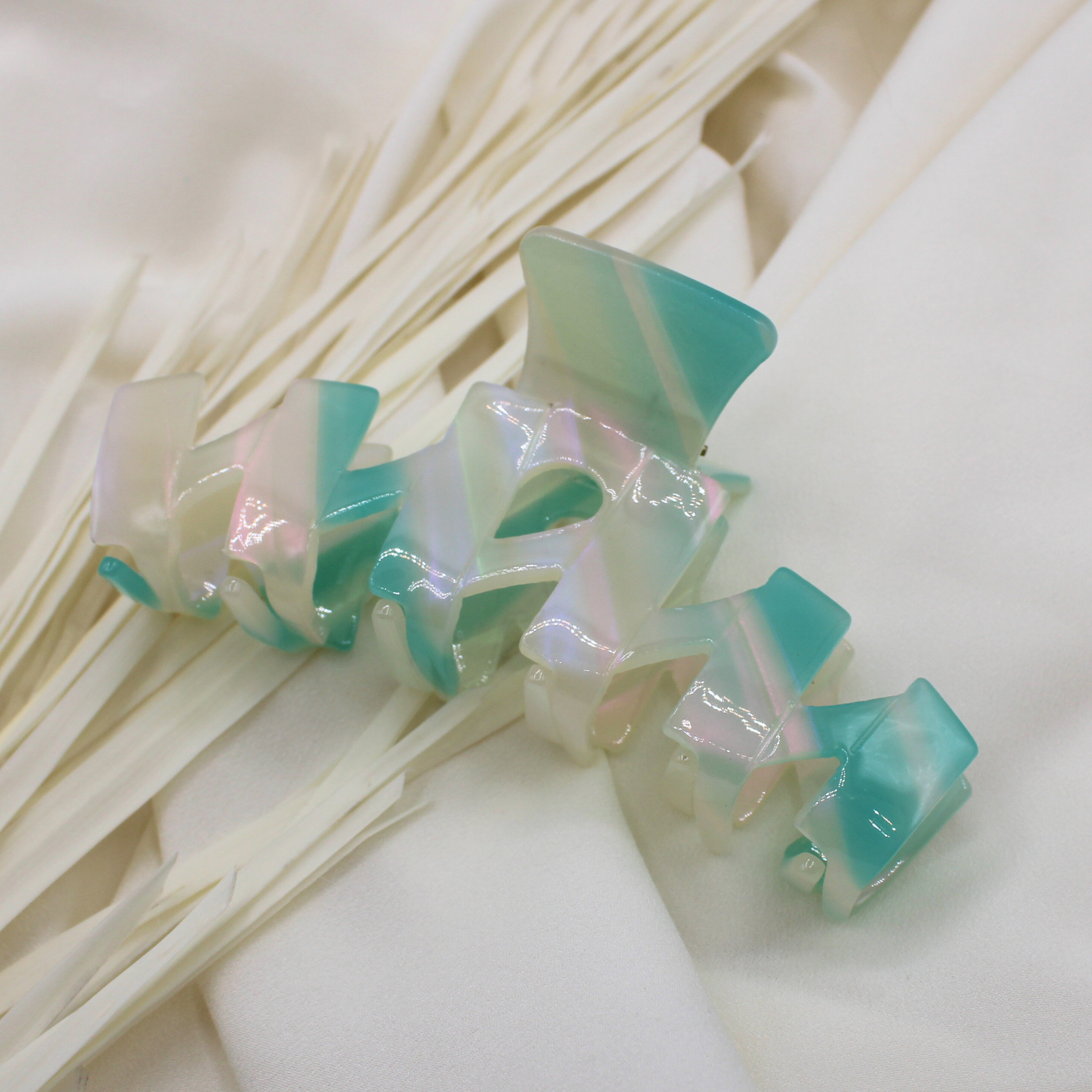 Ziggy Cellulose Acetate Hair Claw Clips