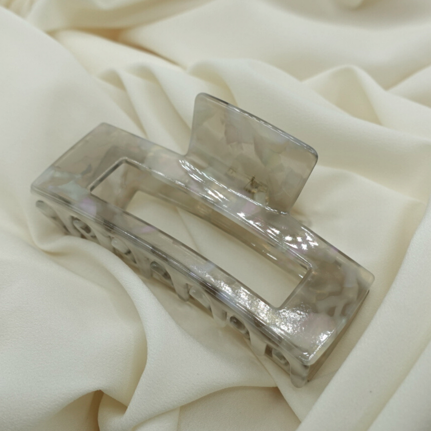 Aven Cellulose Acetate Hair Claw Clips