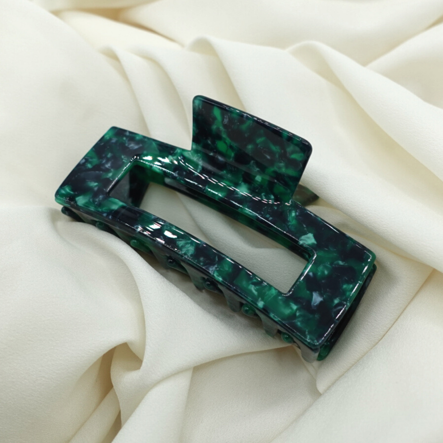 Aven Cellulose Acetate Hair Claw Clips