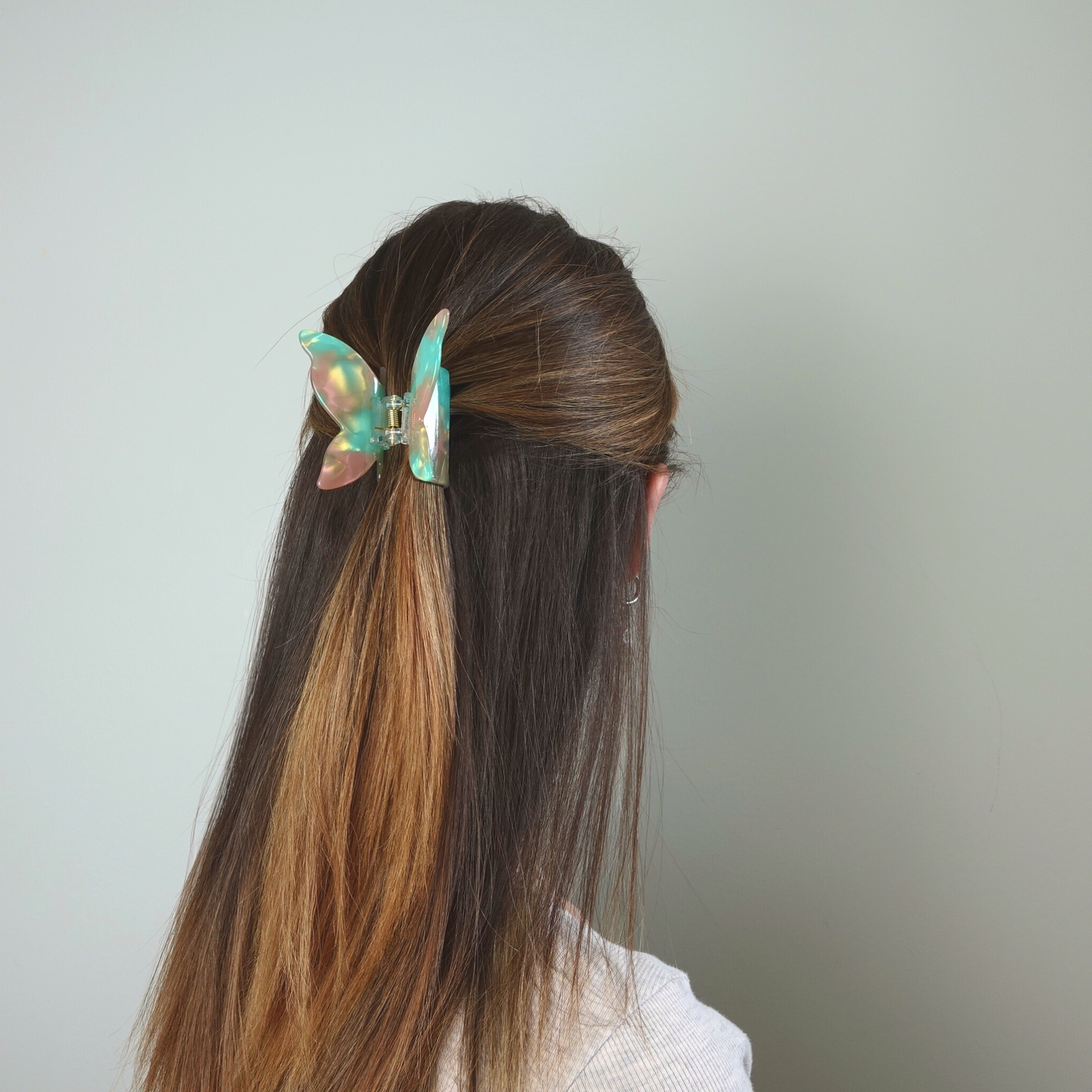 Yara Cellulose Acetate Butterfly Hair Claw Clips