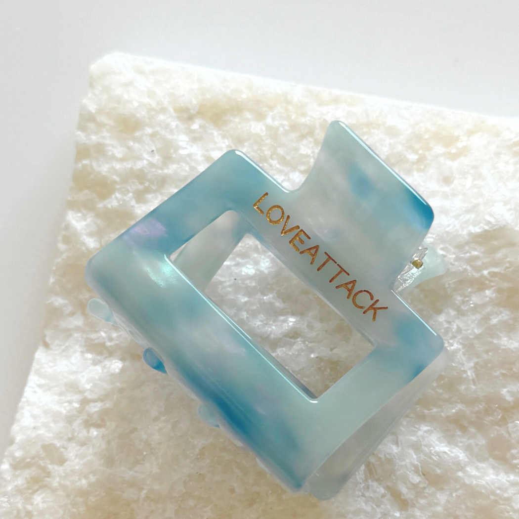 Raya Shimmer Cellulose Acetate Hair Claw Clips
