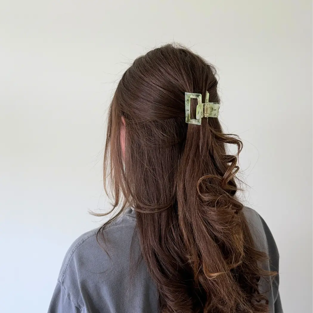 Raya Shimmer Cellulose Acetate Hair Claw Clips