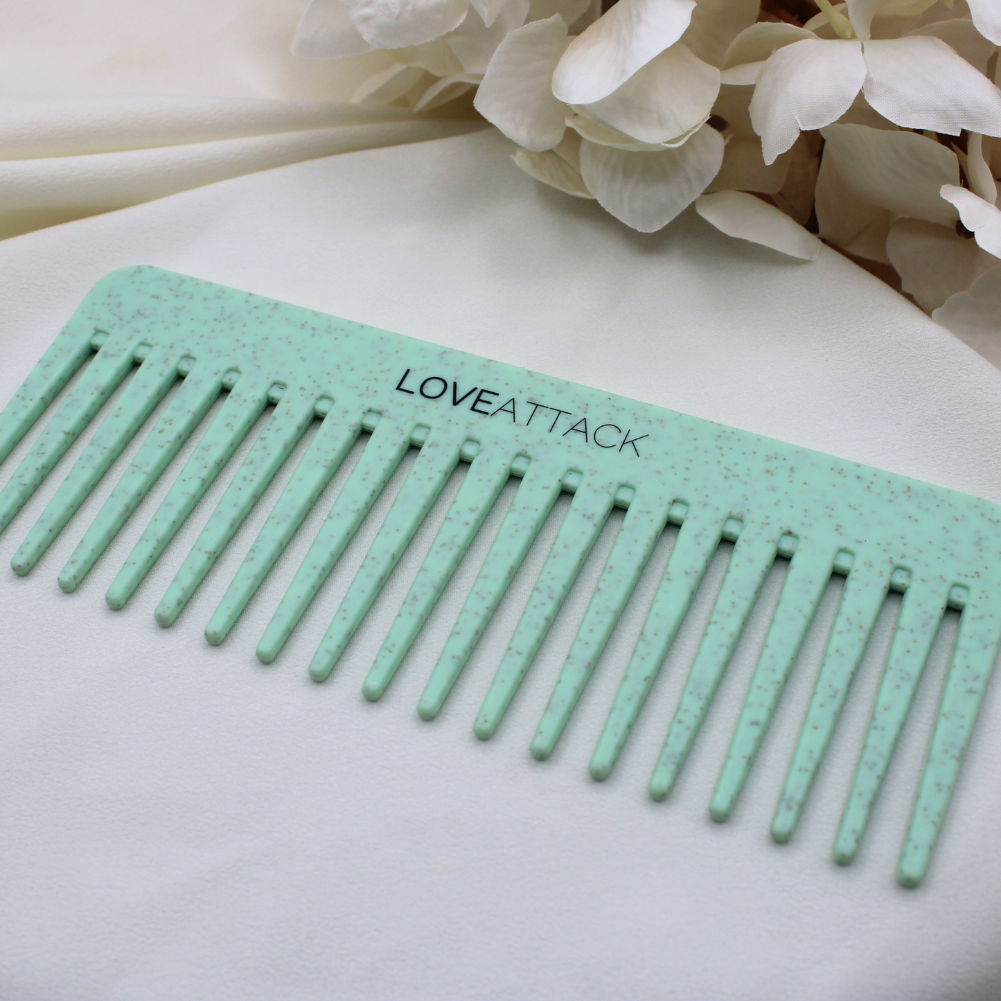 Wheat Straw Wide Tooth Detangling Shower Combs