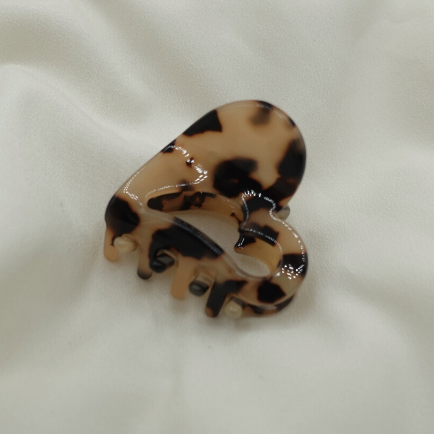 Aiko Cellulose Acetate Hair Claw Clips
