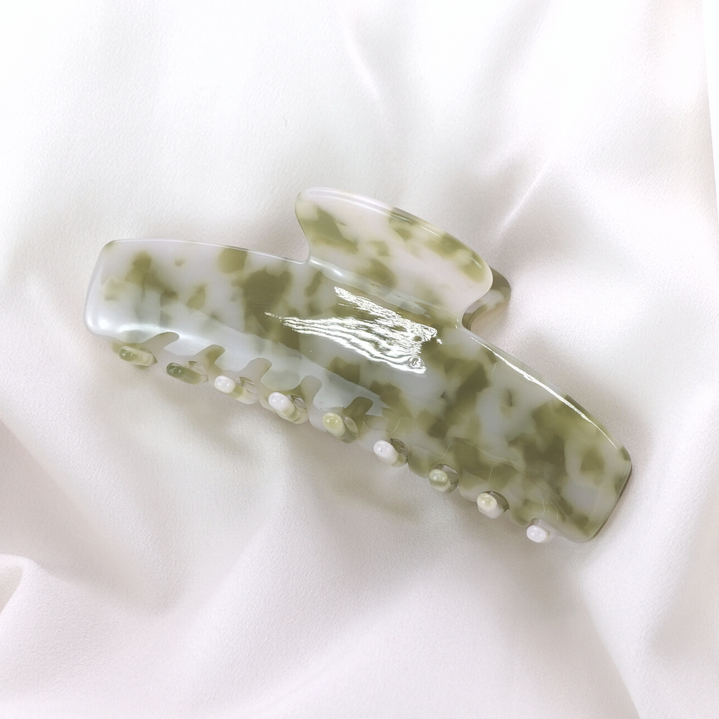 Mila Cellulose Acetate Hair Claw Clips